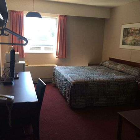 Midtown Motor Inn Bonnyville Exteriör bild