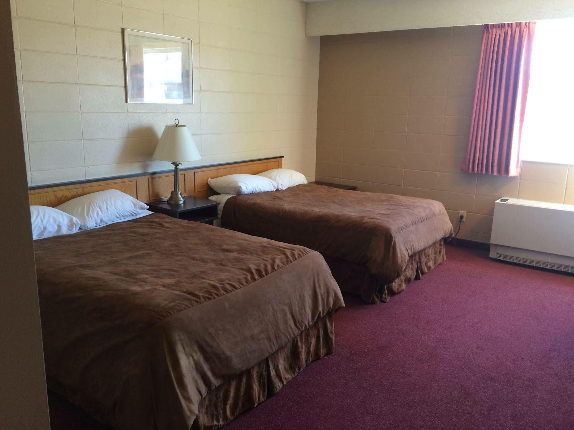 Midtown Motor Inn Bonnyville Exteriör bild